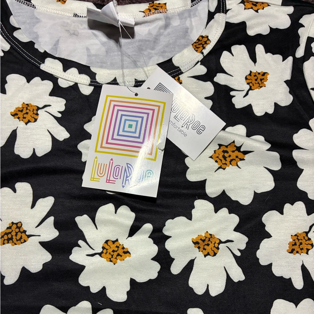 LuLaRoe Black and White Floral Top - Picture 3 of 4